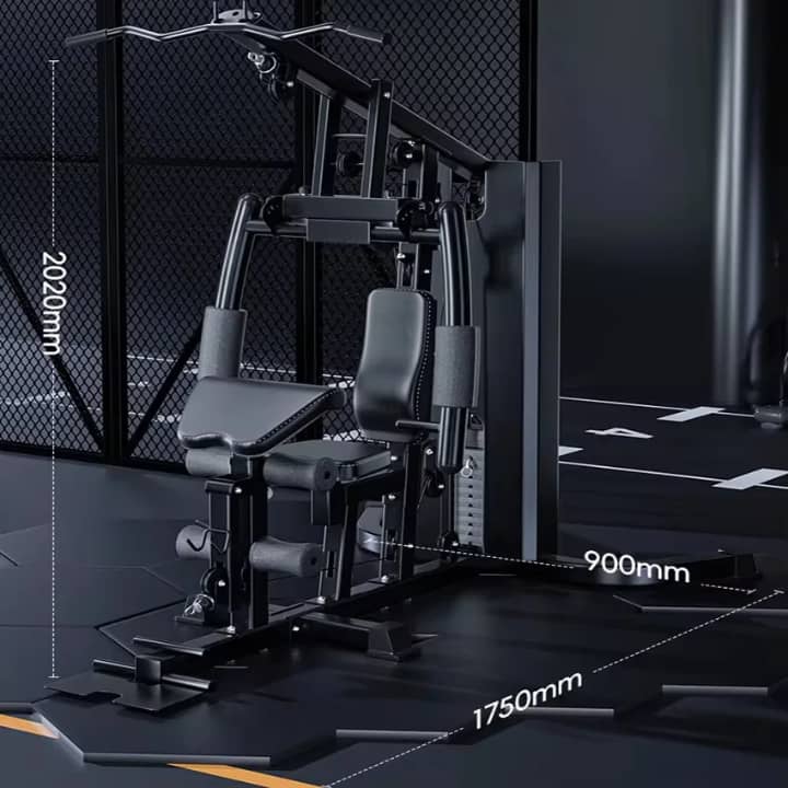 Multifunctional Strength Training Machine 多功能力量训练器