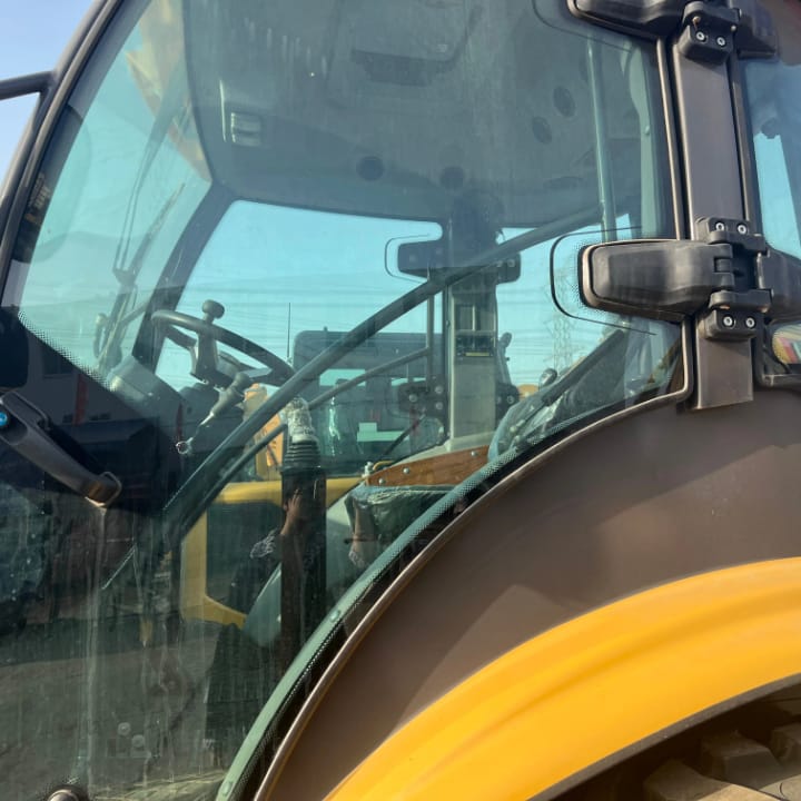 Integrated 4WD backhoe Loader-excavator