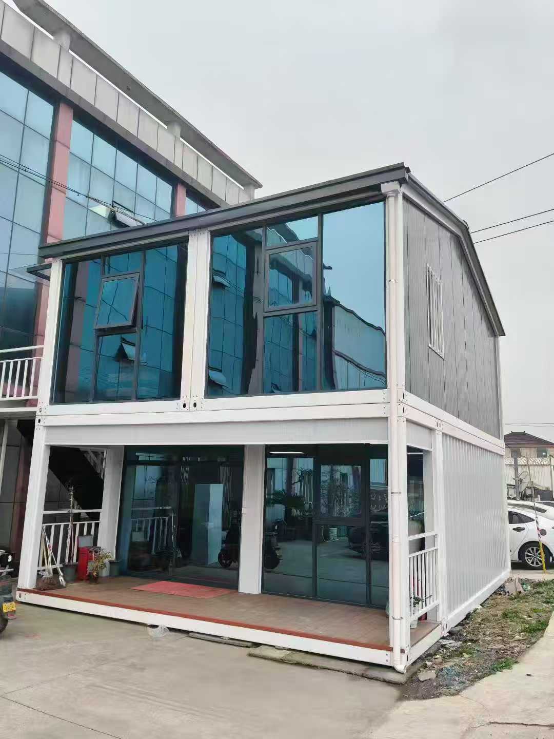 Customizable Container House